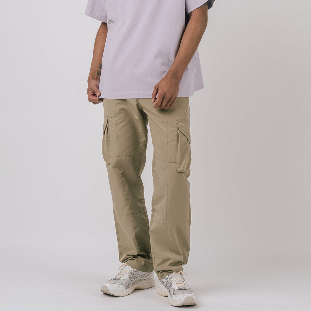 STUDENTS GOLF - STUDENTS GOLF Men's Marvel Technical Nylon Pants - The Agora Bangkok